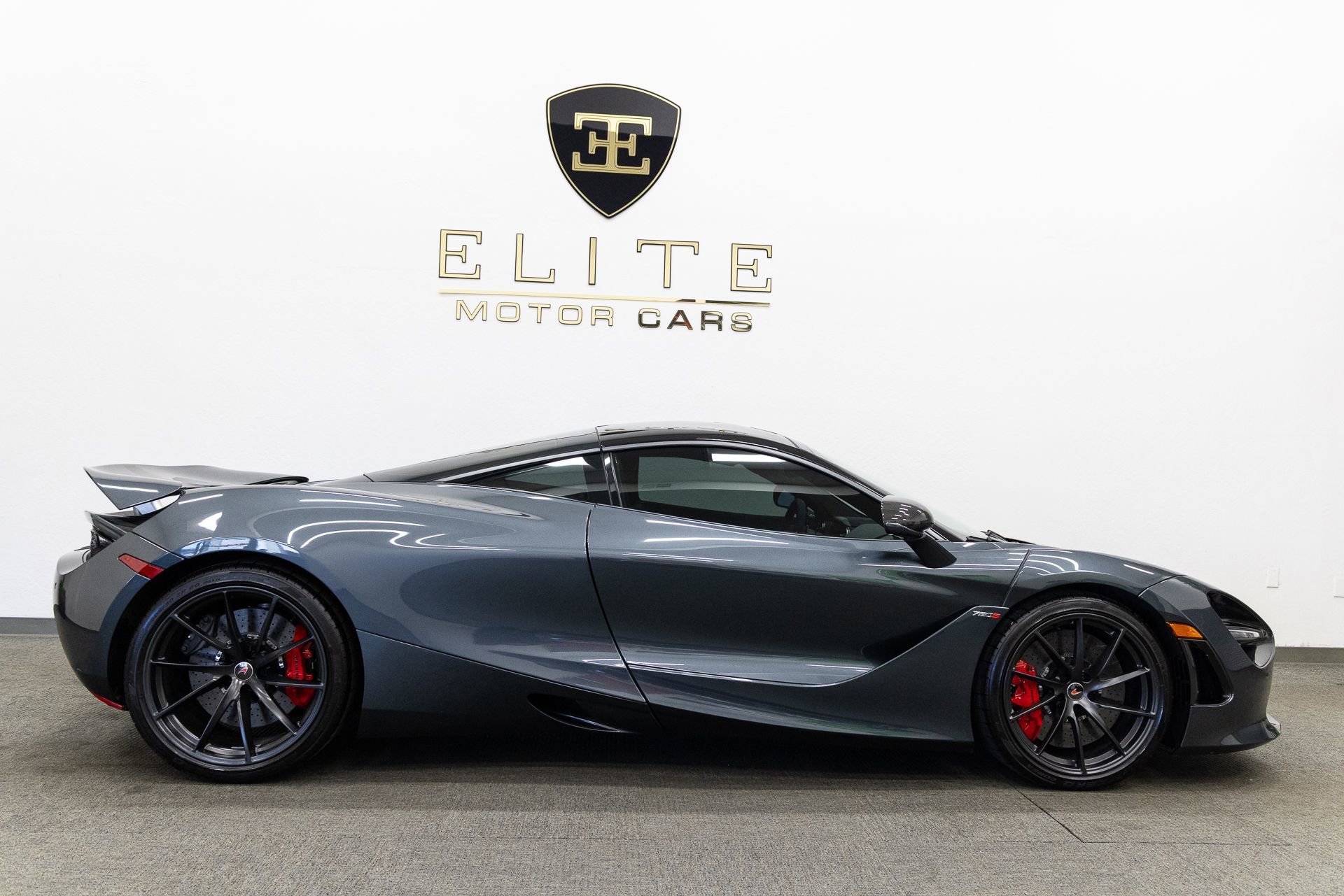 Used 2018 McLaren 720S Performance image 8