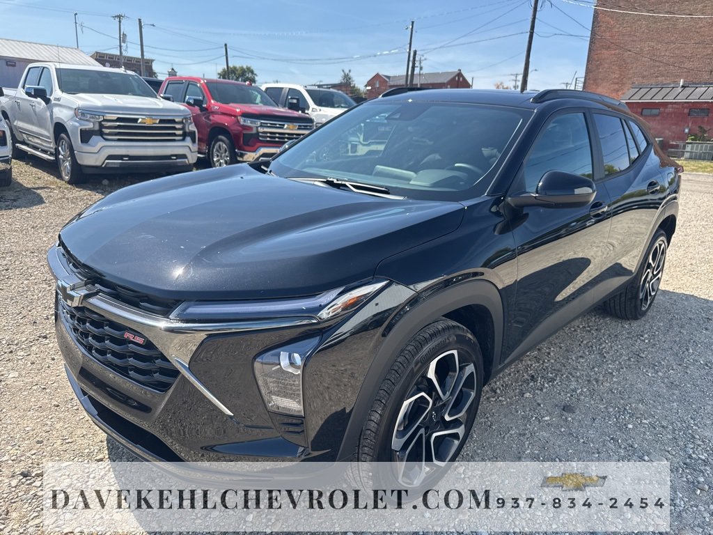 Used 2025 Chevrolet Trax RS w/ Sunroof Package