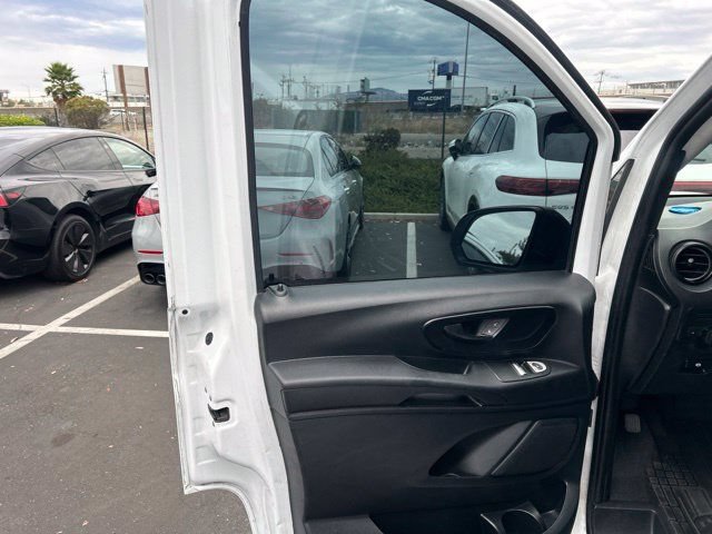 Used 2019 Mercedes-Benz Metris image 12