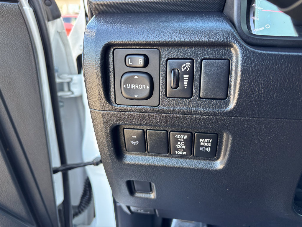 Used 2019 Toyota 4Runner TRD Off-Road Premium AWD/4WD image 29