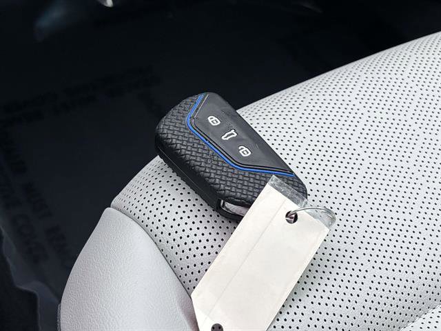 Used 2021 Volkswagen ID.4 Pro S image 24