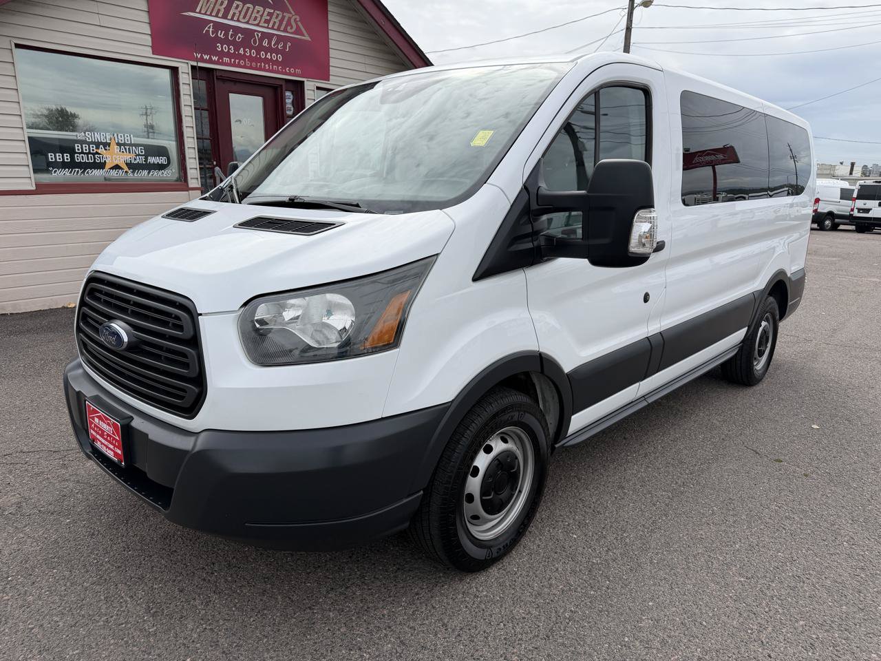 Used 2018 Ford Transit 150 XL RWD image 4