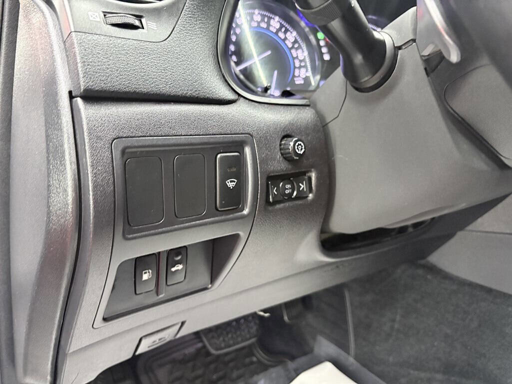 Used 2011 Lexus IS 250 AWD image 18