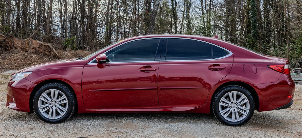 Used 2013 Lexus ES 350 w/ Premium Pkg image 2