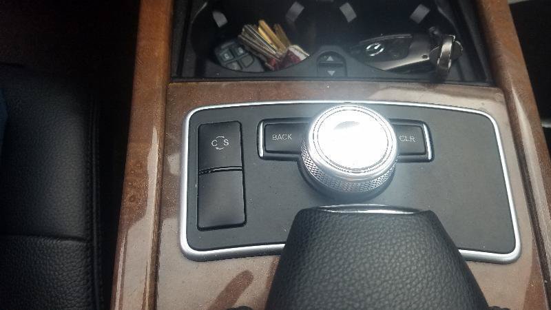 Used 2010 Mercedes-Benz E 350 4MATIC Sedan image 15