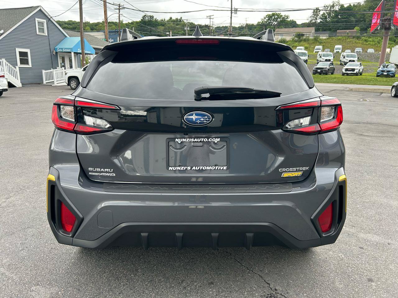 Used 2025 Subaru Crosstrek 2.5i Sport AWD/4WD image 4