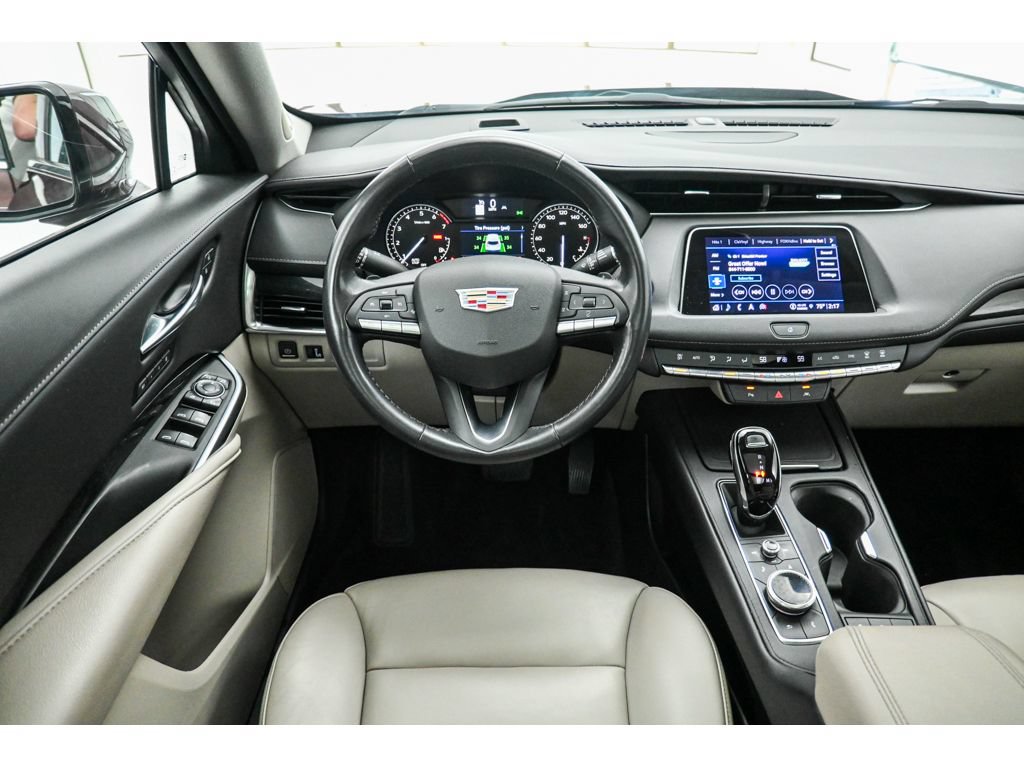 Certified 2023 Cadillac XT4 Premium Luxury AWD/4WD image 29