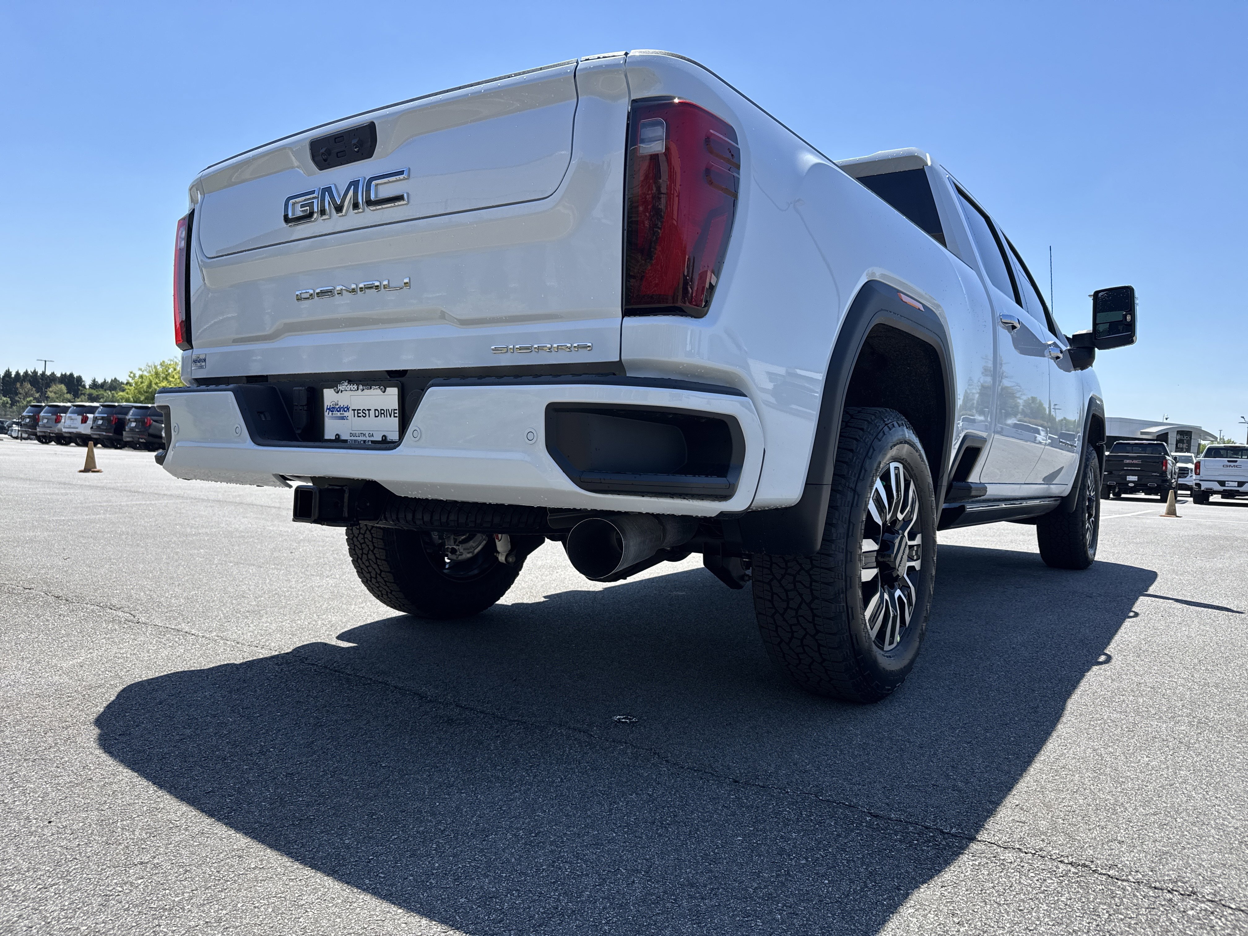 New 2026 GMC Sierra 2500 Denali Ultimate AWD/4WD image 10