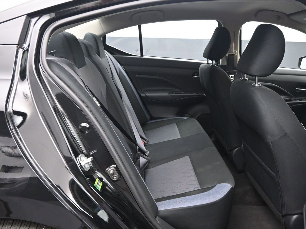 Used 2025 Nissan Versa SV image 14