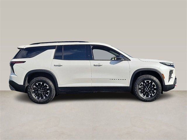 Used 2024 Chevrolet Traverse Z71 w/ LPO, Roadside Safety Package image 4