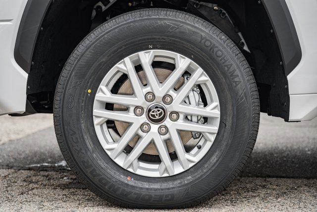 New 2026 Toyota Tundra SR5 image 18