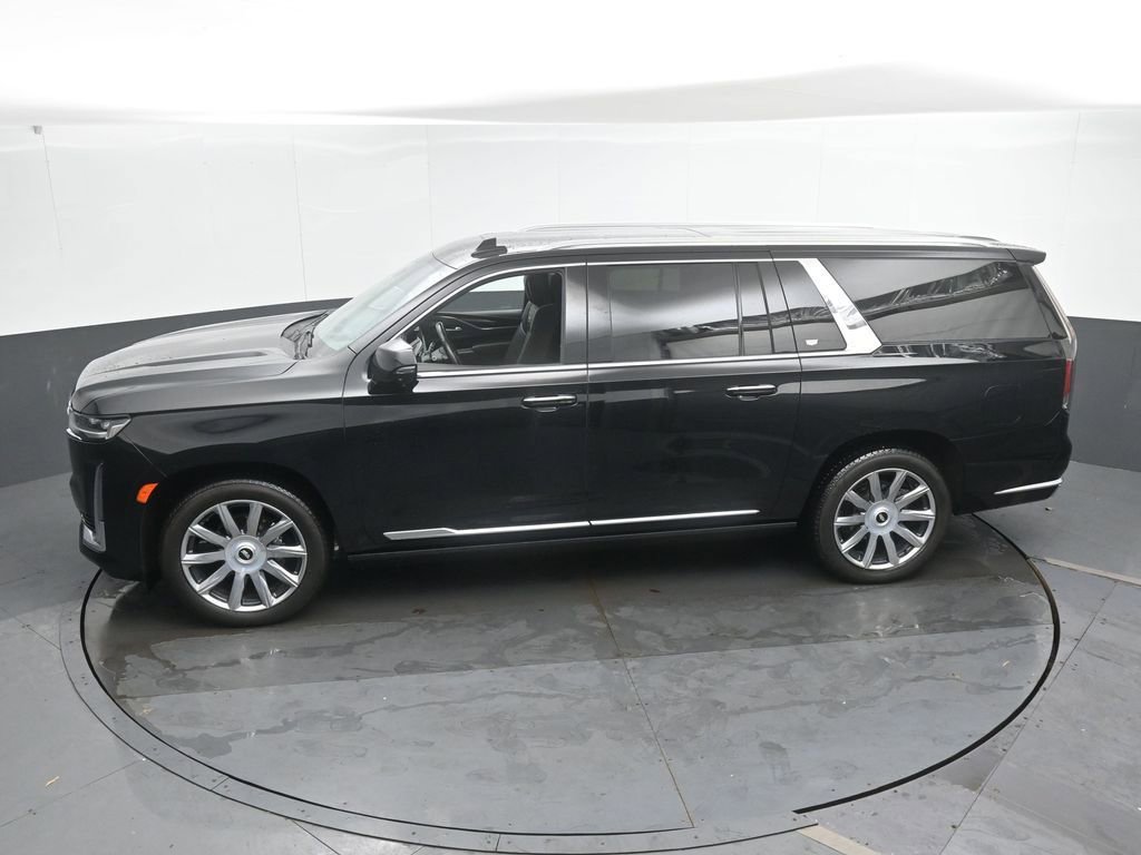 Used 2024 Cadillac Escalade ESV Premium Luxury Platinum image 40