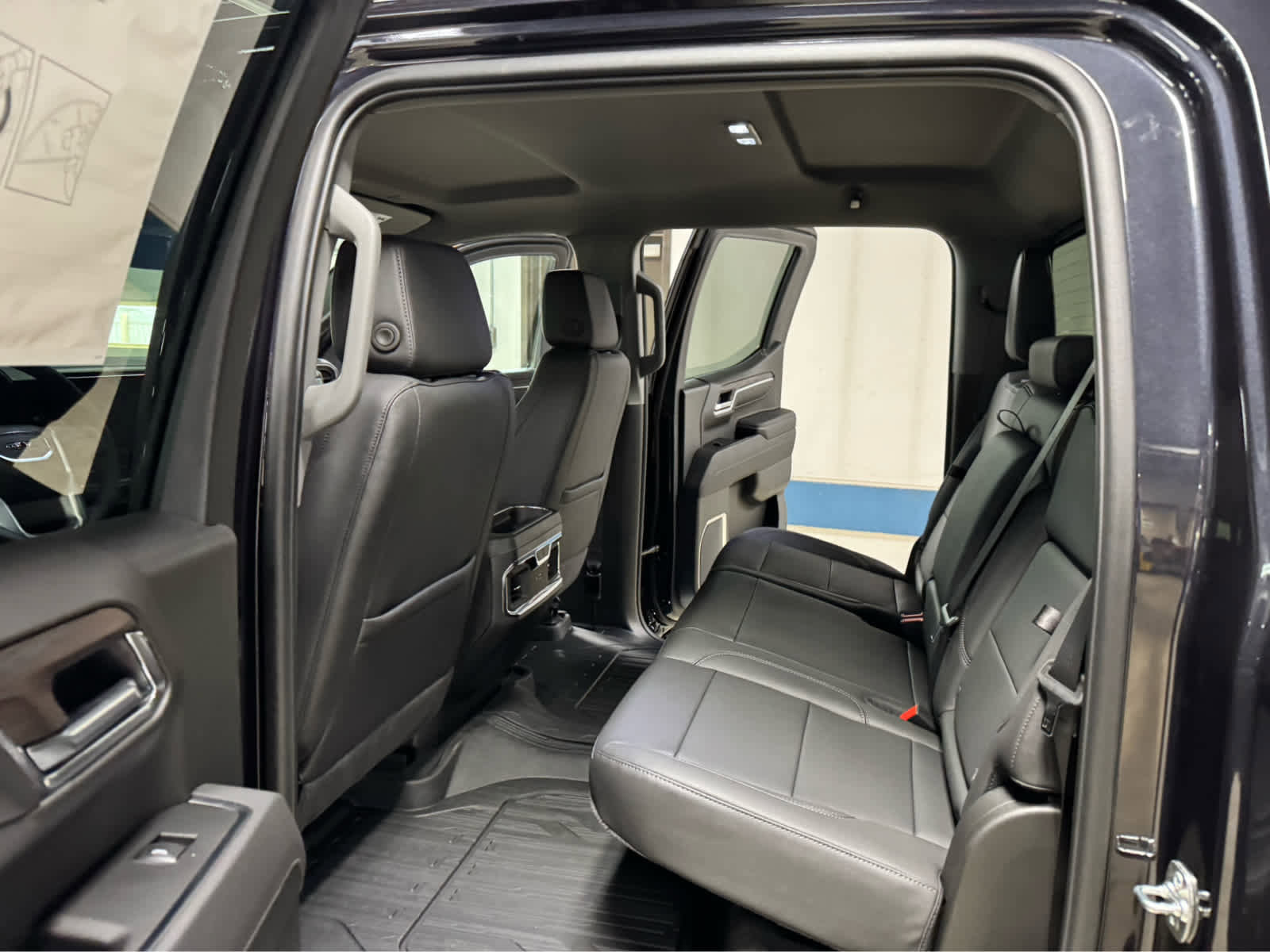 New 2026 GMC Sierra 1500 SLT w/ SLT Premium Plus Package image 12