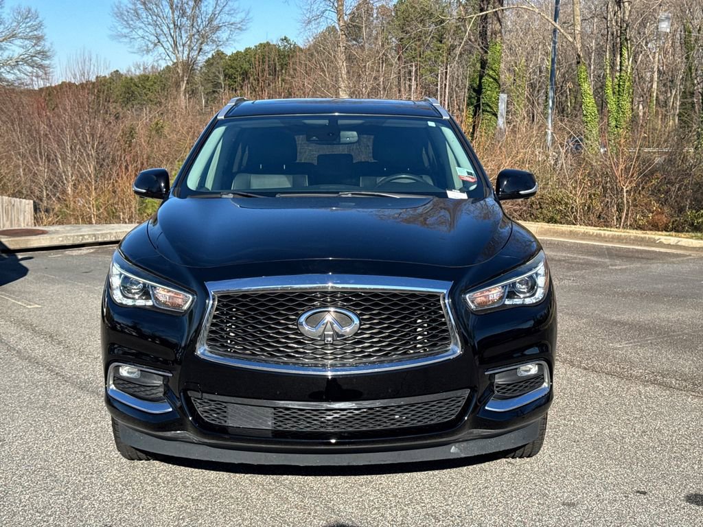 Used 2019 INFINITI QX60 Luxe w/ Essential Package image 2