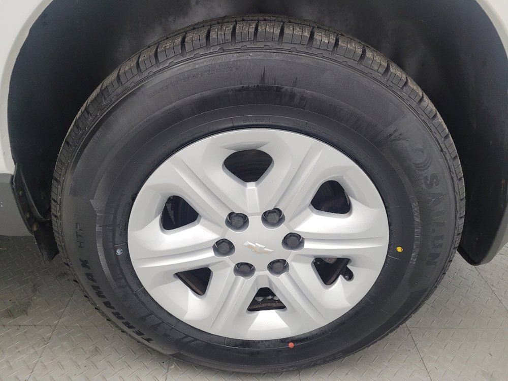 Used 2017 Chevrolet Traverse LS AWD/4WD image 31