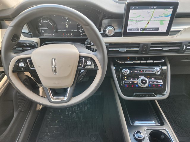 Used 2022 Lincoln Corsair FWD w/ Equipment Group 101A image 27
