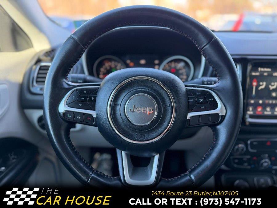 Used 2018 Jeep Compass Limited w/ Navigation Group image 30