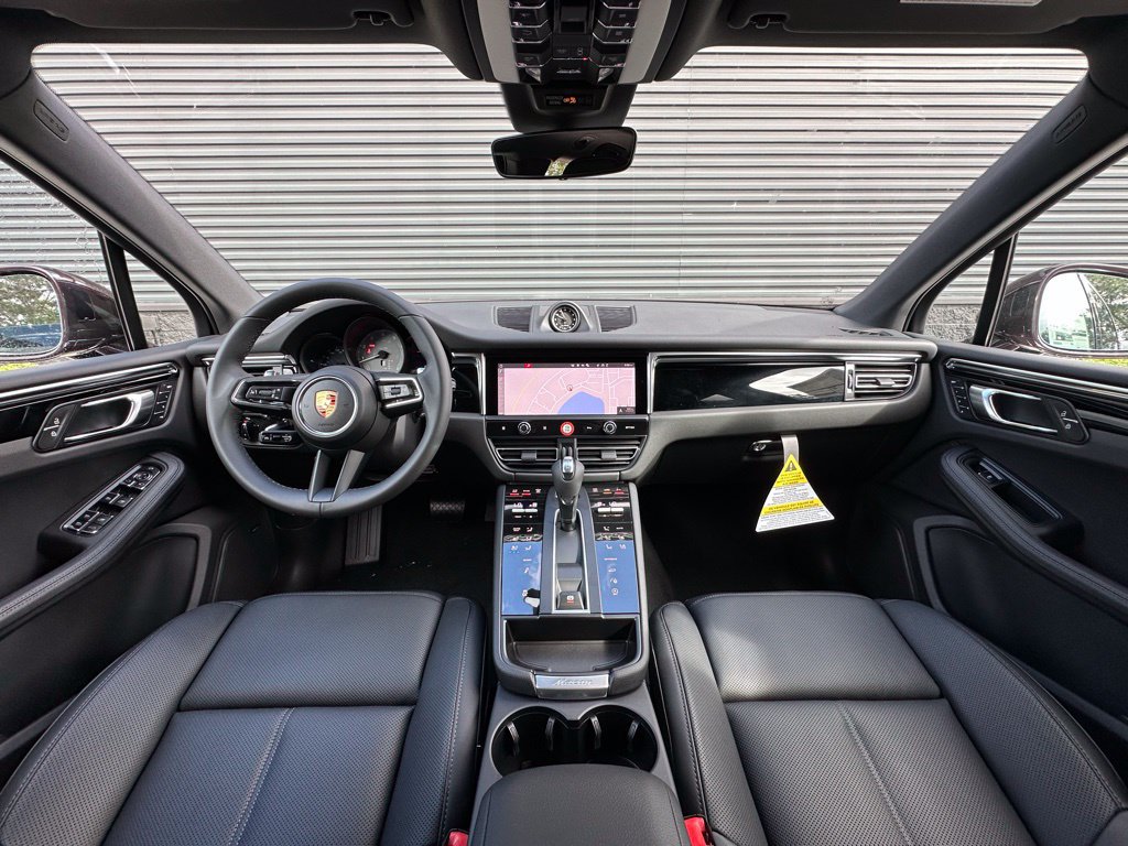 Used 2026 Porsche Macan S AWD/4WD image 6