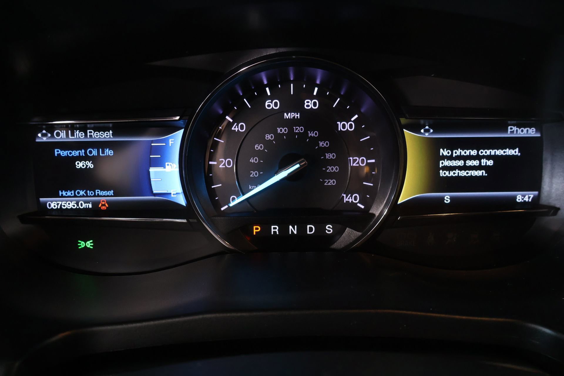 Used 2019 Ford Explorer XLT w/ Equipment Group 202A FWD image 4
