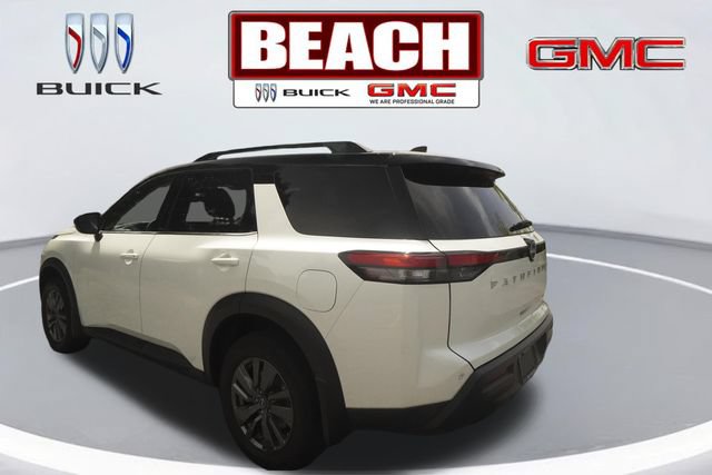 Used 2024 Nissan Pathfinder SV FWD image 42