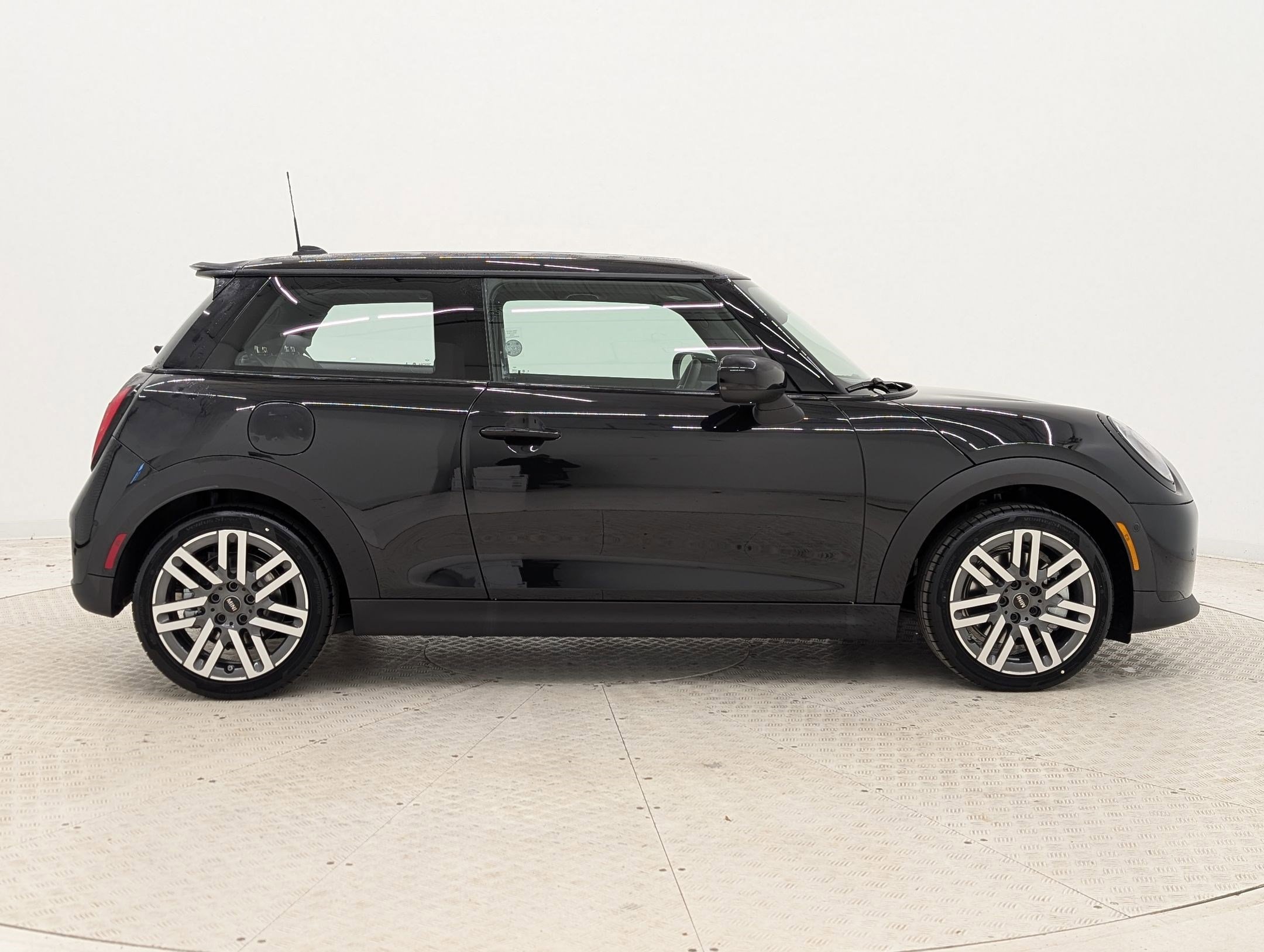 New 2026 MINI Cooper S image 8