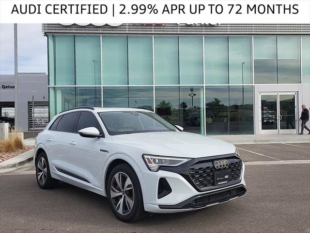 Certified 2024 Audi Q8 e-tron Premium image 1