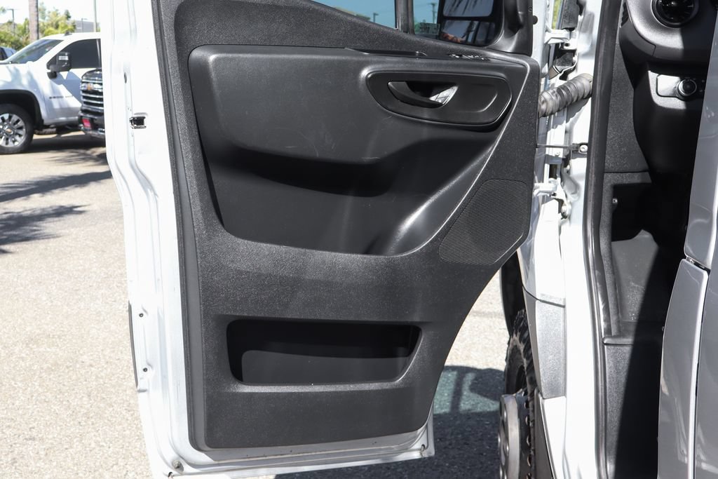 Used 2020 Mercedes-Benz Sprinter 3500 image 21