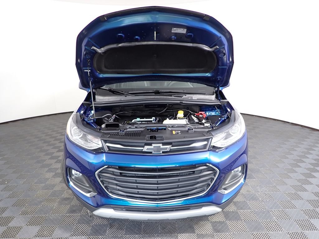 Used 2020 Chevrolet Trax Premier w/ LPO, Protection Package FWD image 44