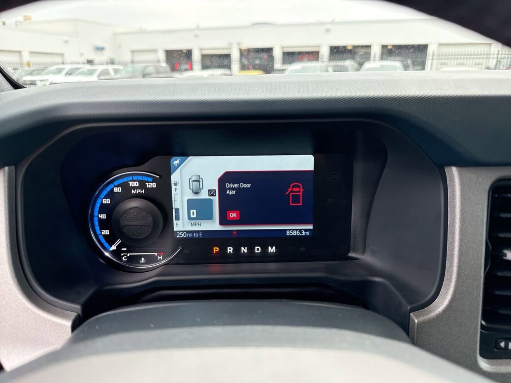 Used 2024 Ford Bronco Outer Banks image 13