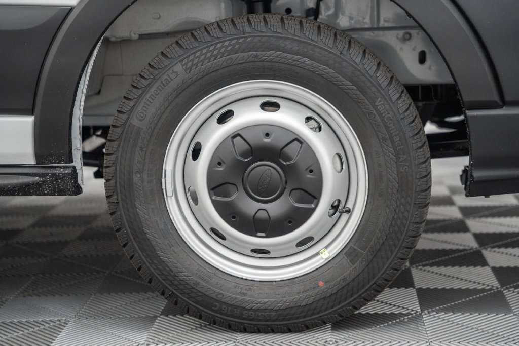 New 2026 Ford Transit 150 Low Roof w/ Load Area Protection Package RWD image 15