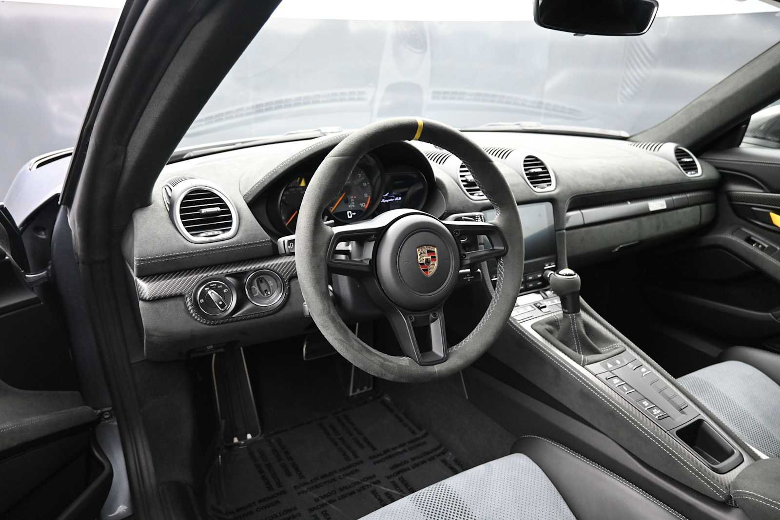 Certified 2025 Porsche 718 Boxster Spyder RS RWD image 4