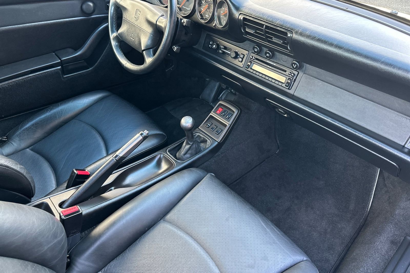 Used 1998 Porsche 911 Carrera S image 17