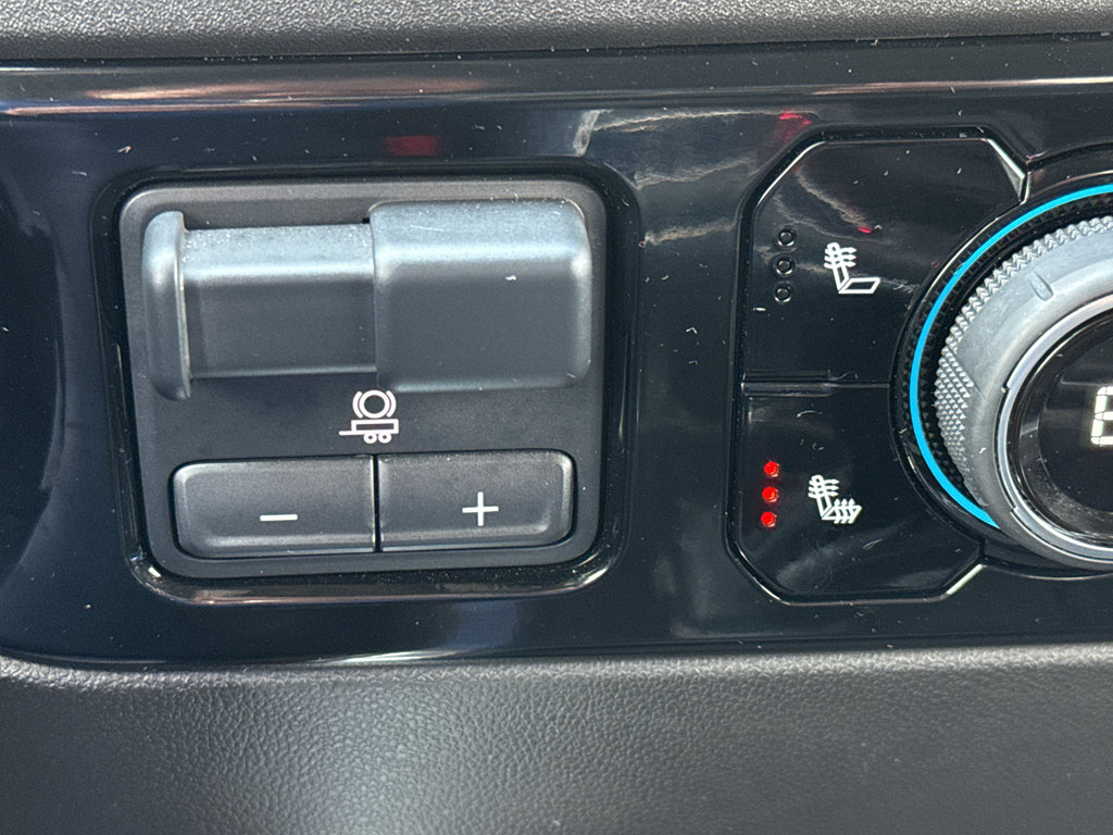 Used 2025 Chevrolet Silverado 1500 RST w/ Redline Edition image 37