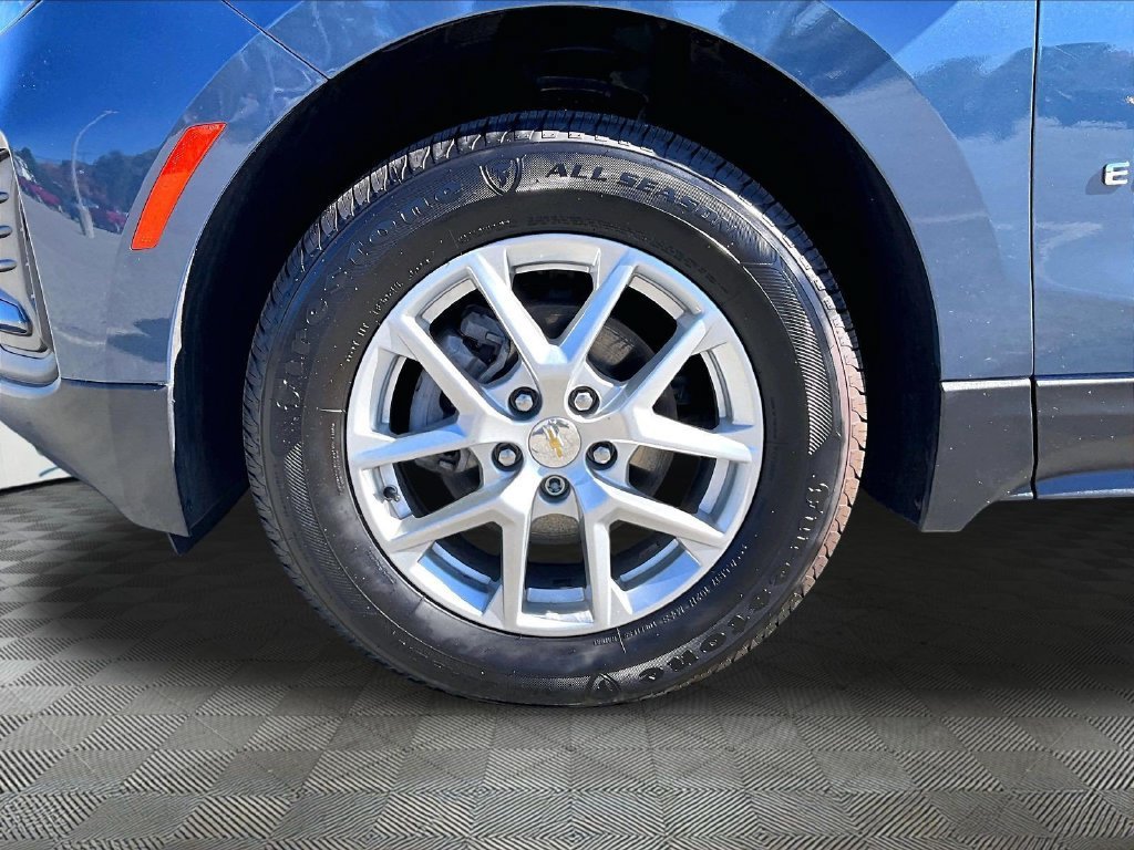 Used 2024 Chevrolet Equinox LS AWD/4WD image 7