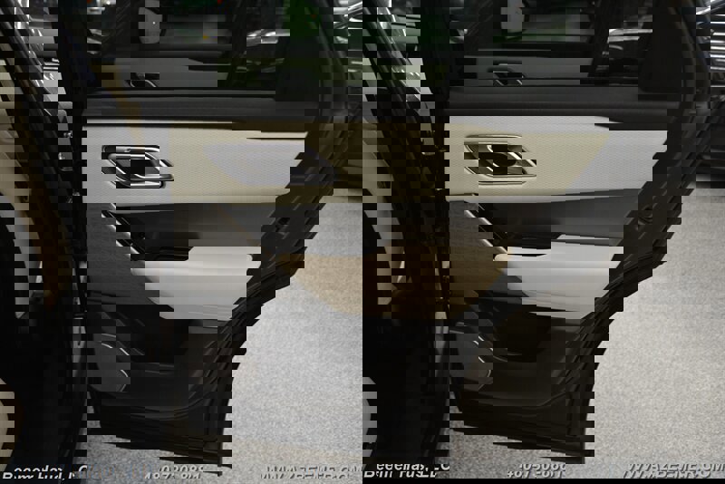 Used 2020 Land Rover Range Rover Velar S image 39