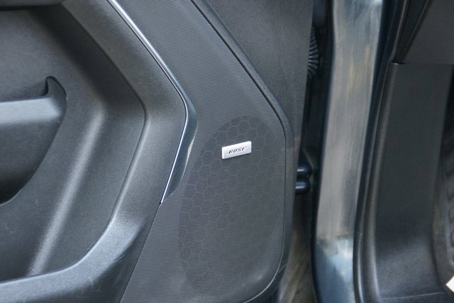 Used 2022 Chevrolet Suburban RST w/ Sport Performance Package image 14