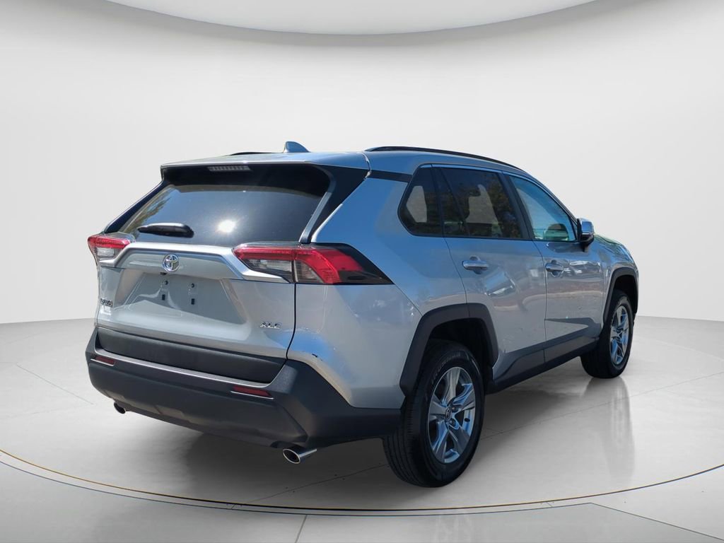Used 2024 Toyota RAV4 XLE image 4