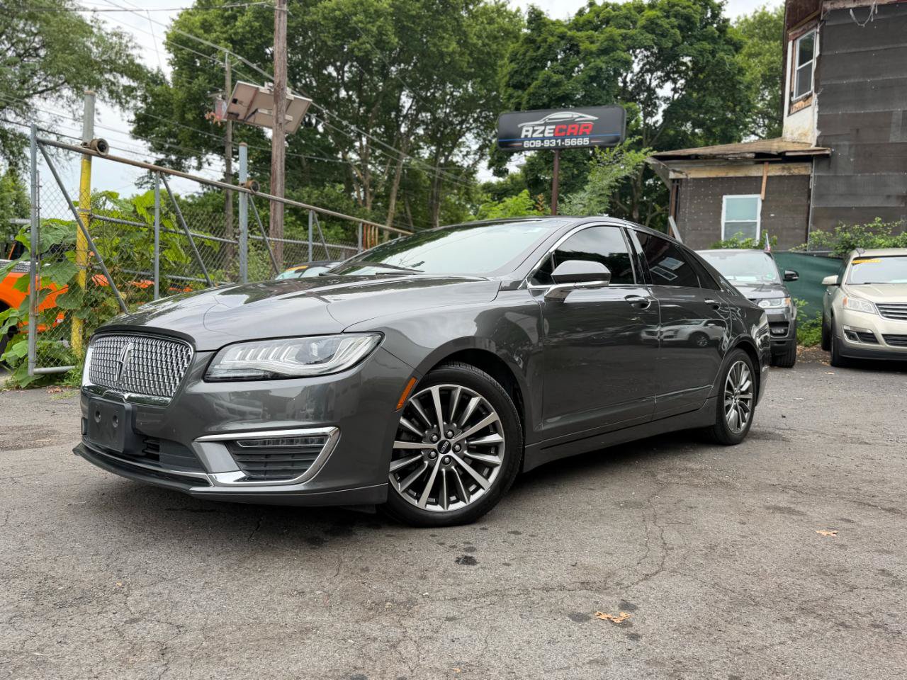 Used 2017 Lincoln MKZ Premiere FWD image 5