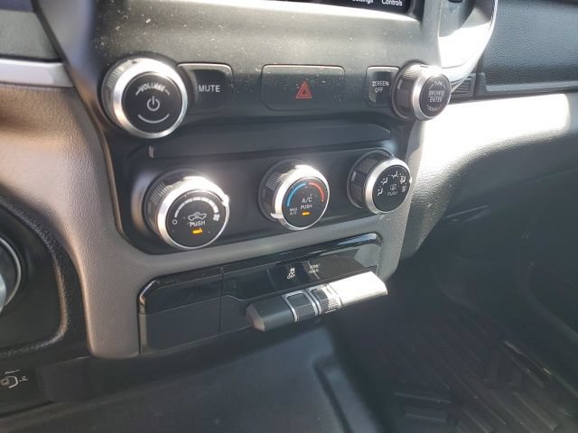 Certified 2019 RAM 1500 Big Horn AWD/4WD image 18