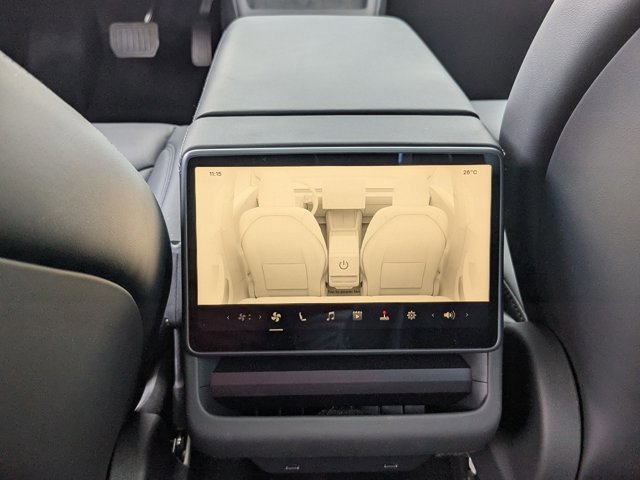 Used 2025 Tesla Model 3 Long Range image 18