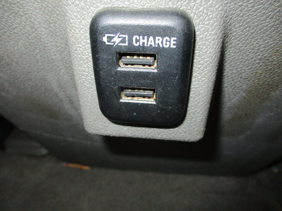 Used 2015 Chevrolet Traverse LT w/ Style and Technology Package FWD image 22
