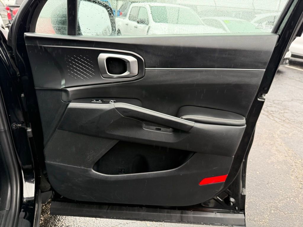 Certified 2024 Kia Sorento S image 22