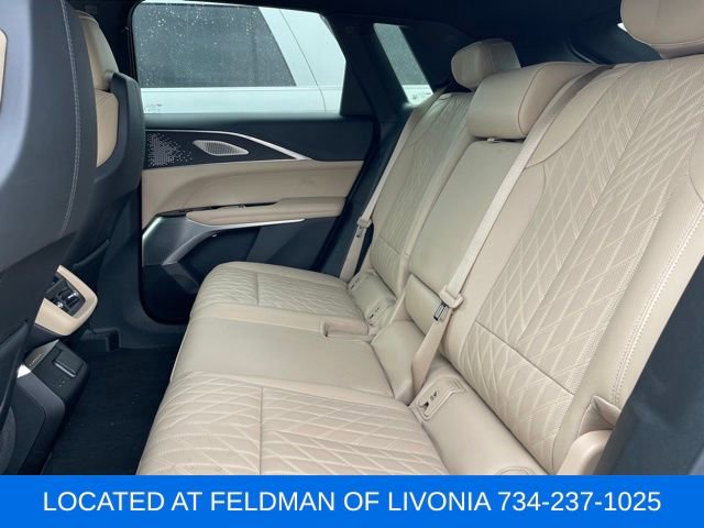 Used 2024 Cadillac Lyriq Luxury w/ Nappa Leather Package image 9