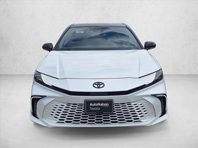 Used 2025 Toyota Camry XSE FWD image 2