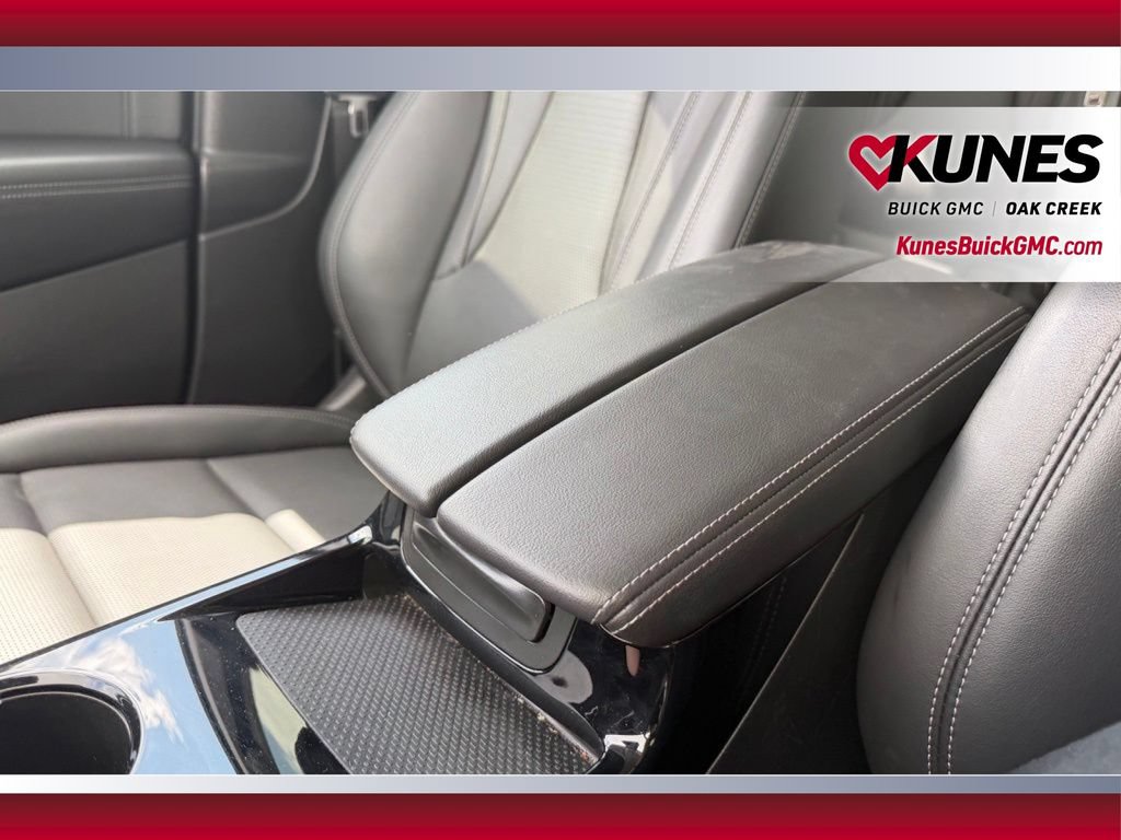 Used 2024 Buick Envision Preferred AWD/4WD image 25
