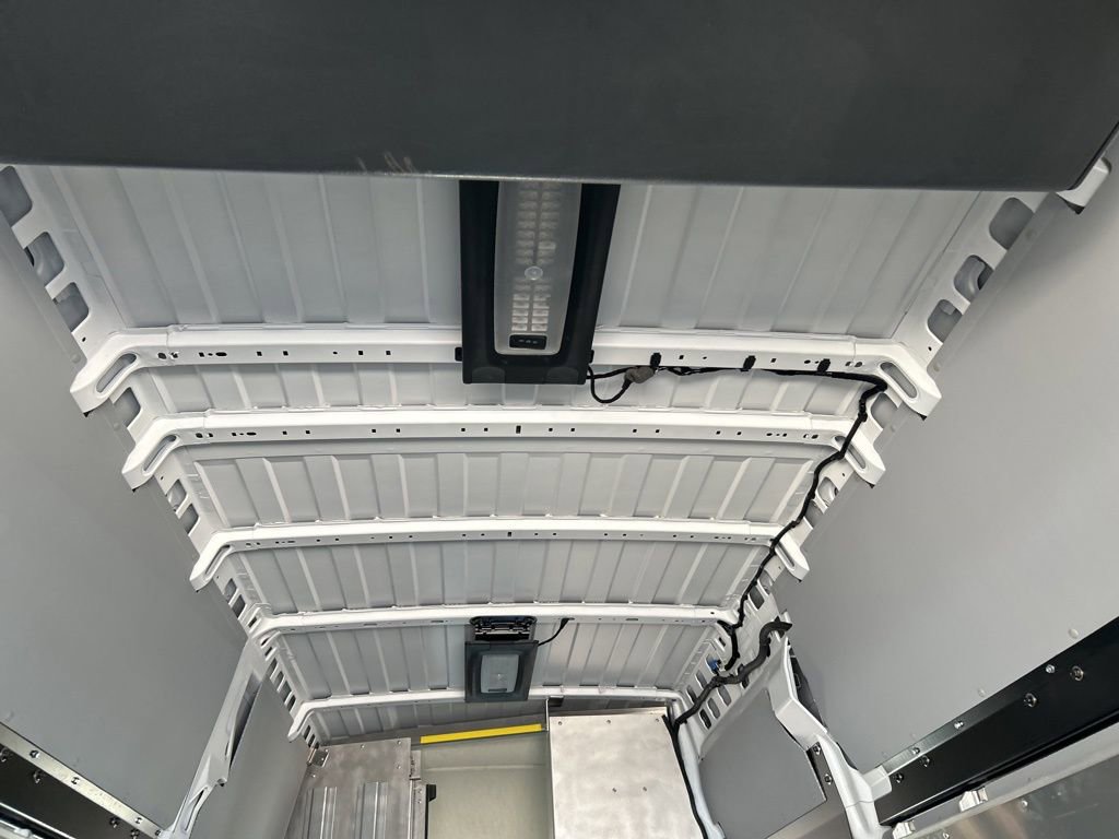 Used 2024 RAM ProMaster 3500 w/ Delivery Van Package image 30