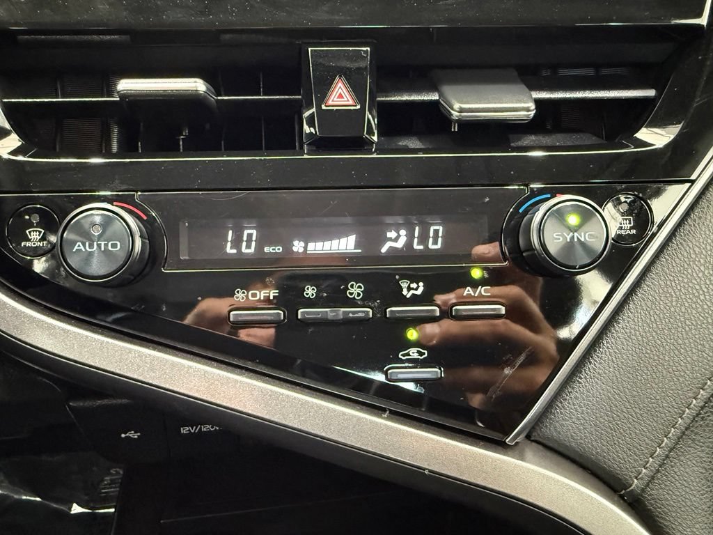 Used 2022 Toyota Camry LE FWD image 35