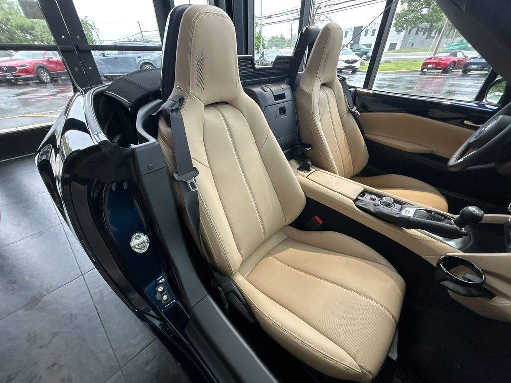 New 2026 MAZDA MX-5 Miata Grand Touring w/ Weather Package RWD image 13