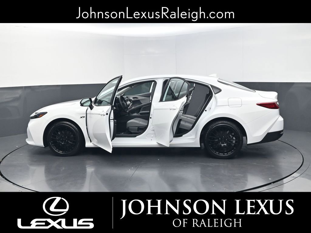 Used 2026 Toyota Camry LE image 35