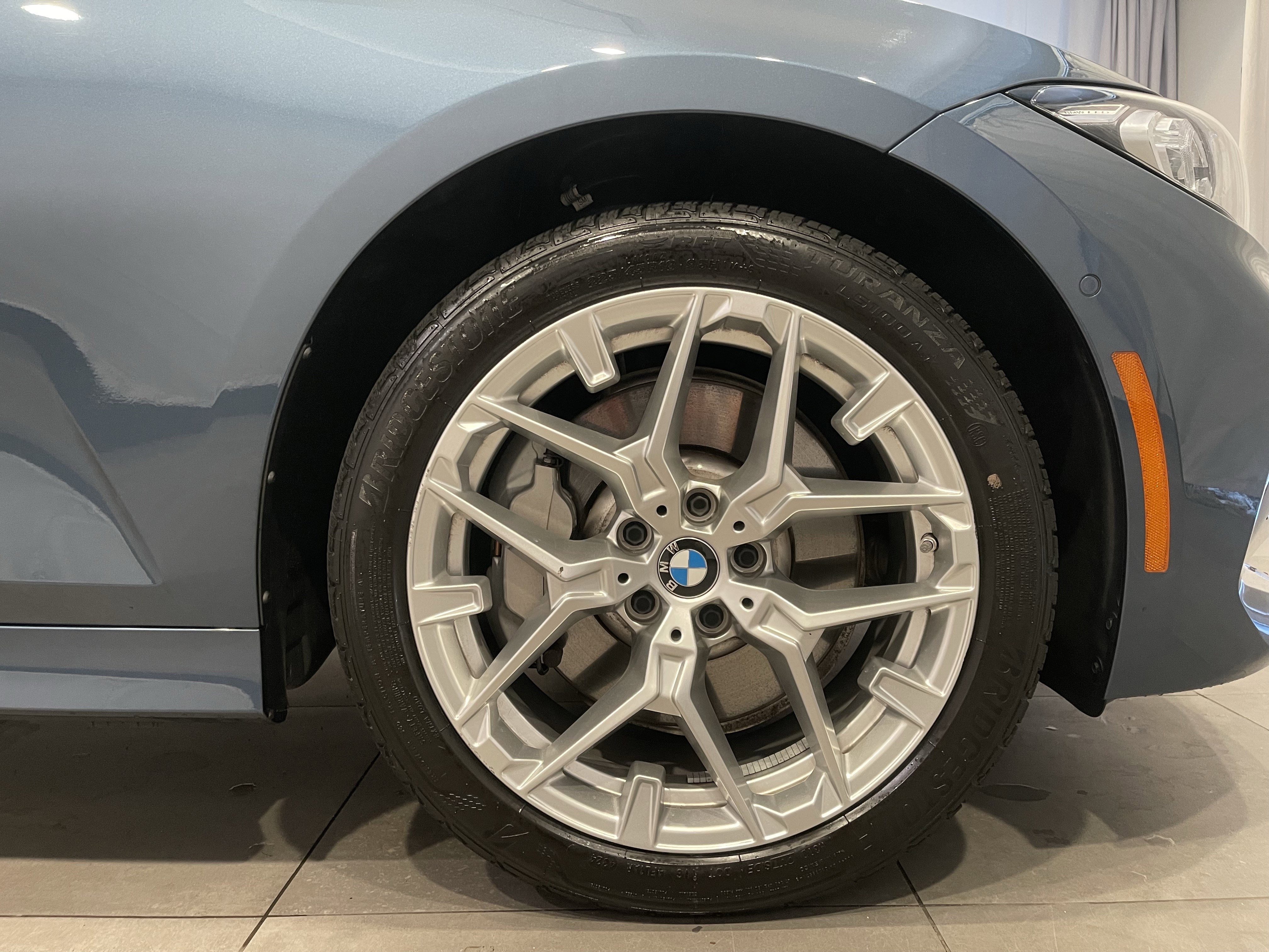 Used 2025 BMW 330i xDrive Sedan w/ Premium Package AWD/4WD image 10